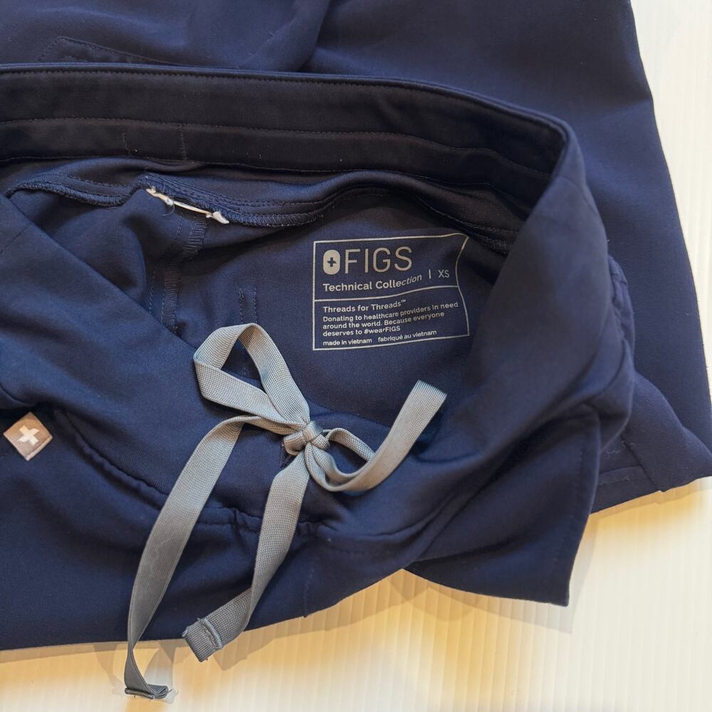 FIGS Zamora Jogger Scrub Pants Women’s XS Navy Blue Silver Drawstring Healthcare - Picture 6 of 9